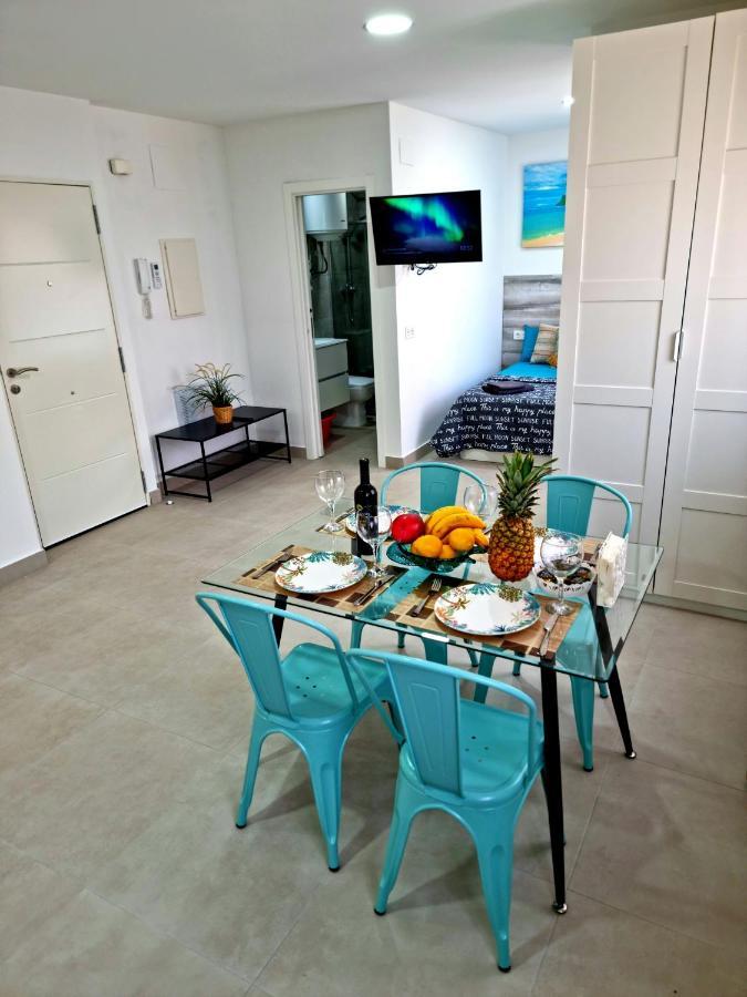 Apartamentos Elemar Free Luggage Storage Malaga Luaran gambar