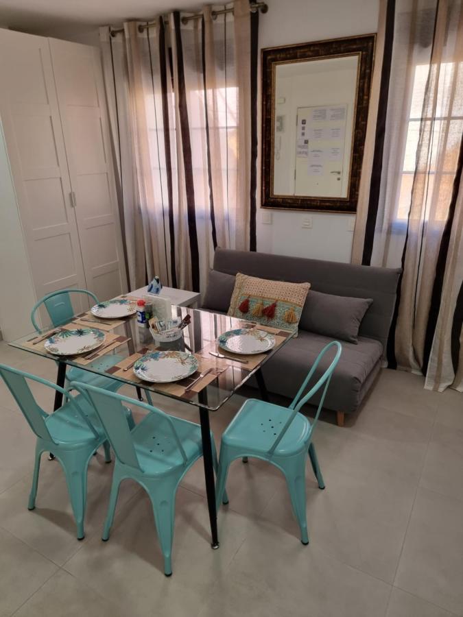 Apartamentos Elemar Free Luggage Storage Malaga Luaran gambar